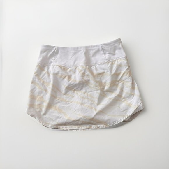 Calia CARRIE UNDERWOOD Mid Rise Skort Medium White Ivory Tulip Hem GOLF TENNIS - Picture 1 of 7